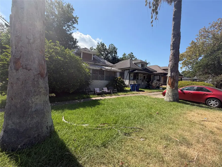 515 4th Street, Texas City, TX 77590 - #2