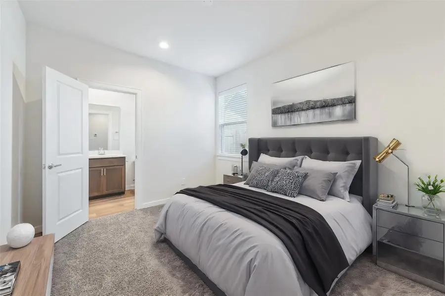1013 Erin St Street #U-V, Houston, TX 77009 - #3