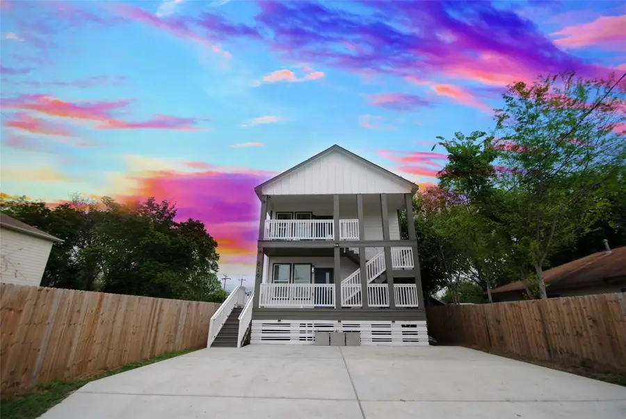 819 E 40th Street #A/B, Houston, TX 77022 - Image #2