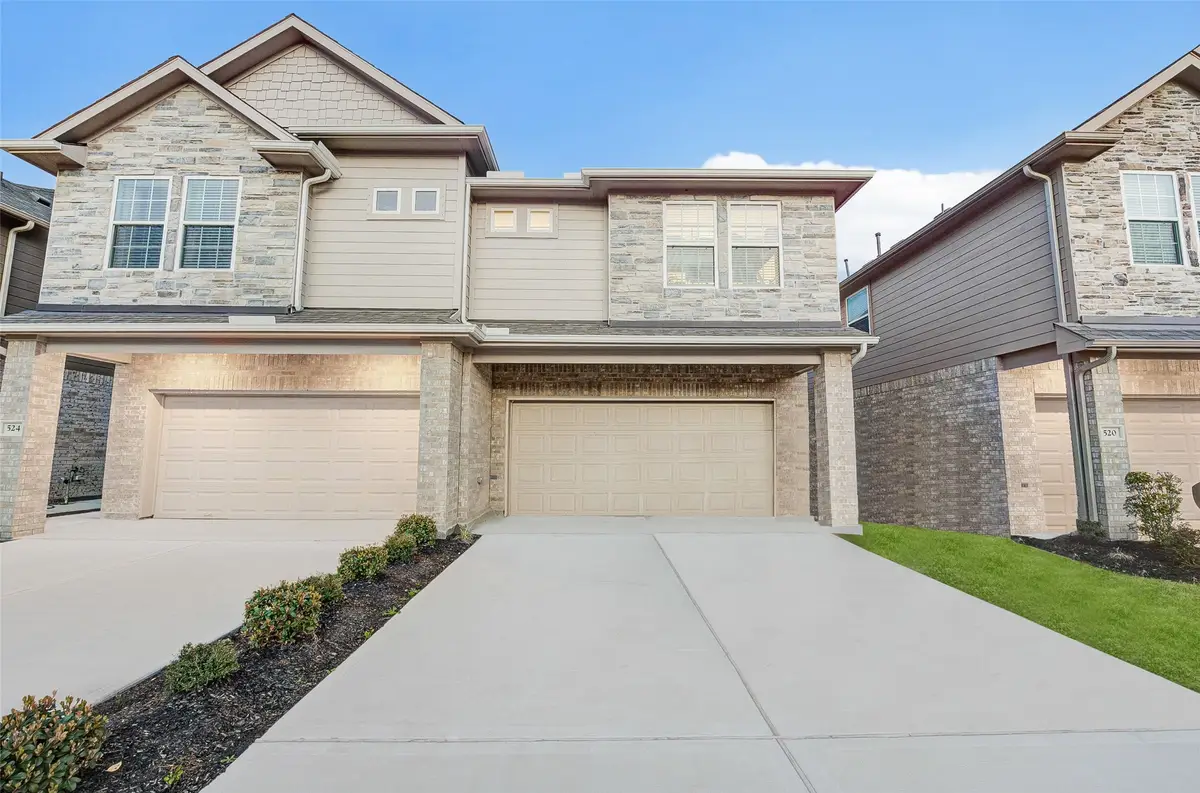 522 N 6th Street, La Porte, TX 77571 - #1