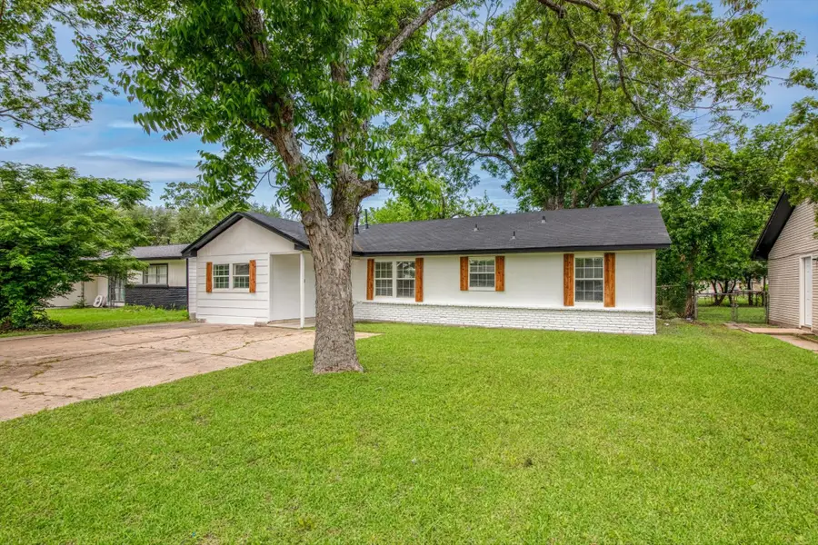 2922 Knotty Oaks Trail, Houston, TX 77045 - Image #2