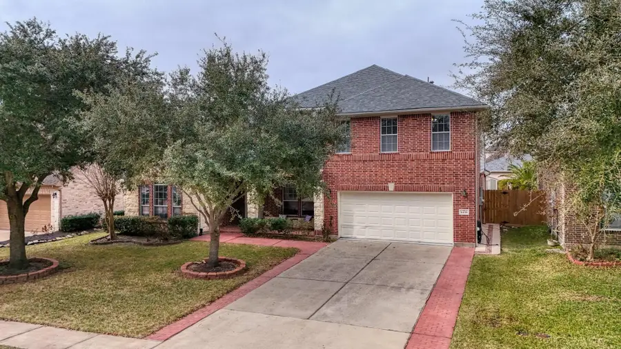 4438 W Maple Drive, Friendswood, TX 77546 - #2