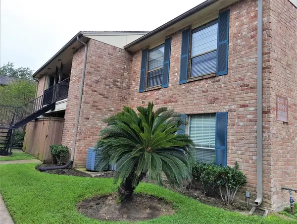 8801 Hammerly Boulevard #902, Houston, TX 77080