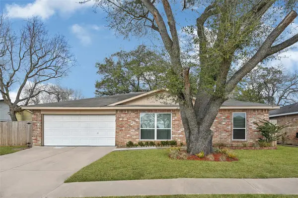 10123 Kent Towne Lane, Sugar Land, TX 77498
