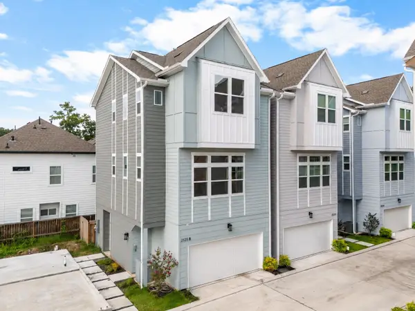 2125 Hoskins Drive #B, Houston, TX 77080