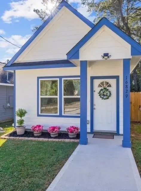 16829 W Forrestal, Montgomery, TX 77316