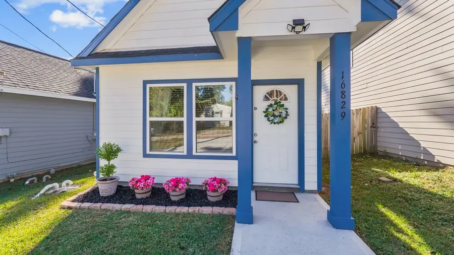 16829 W Forrestal, Montgomery, TX 77316 - Image #2