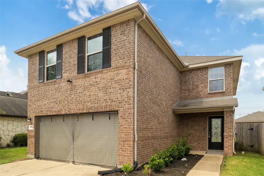 17135 Falcons Nest Landing Drive, Hockley, TX 77447 - Image #2