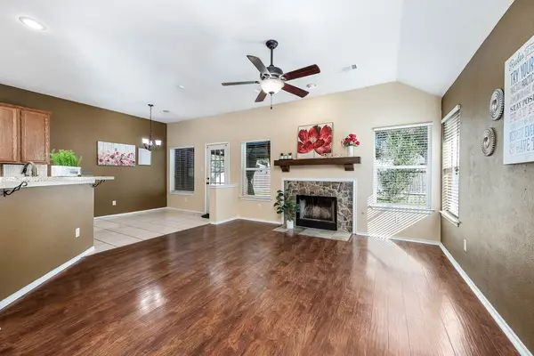 6210 Newbury Drive, Katy, TX 77449