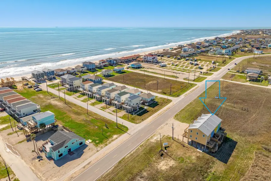 913 Blue Water Highway, Surfside Beach, TX 77541 - Image #2
