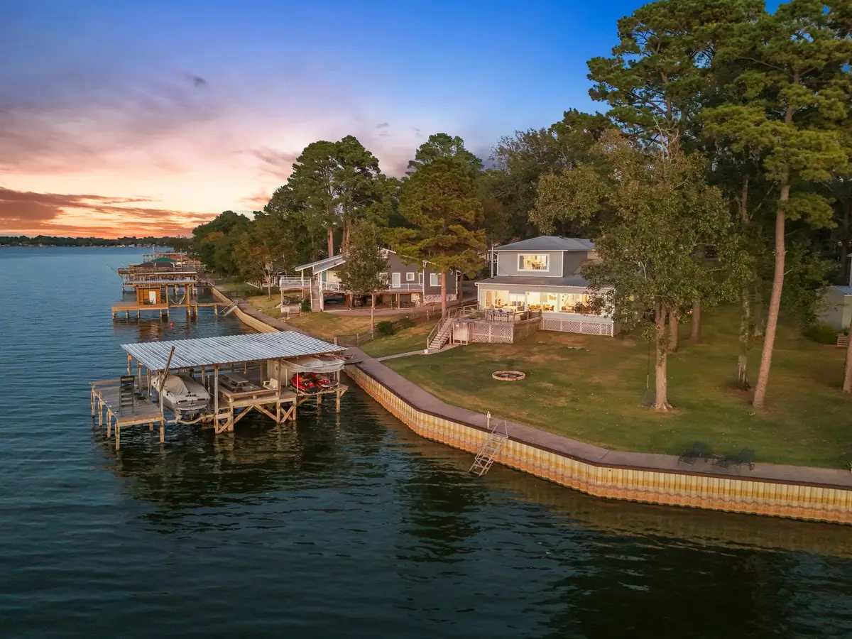 615 Inlet Drive, Livingston, TX 77351 - Image #1