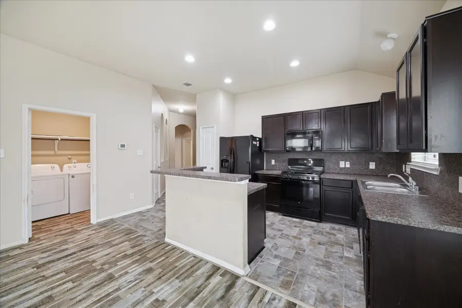 21451 Sullivan Forest Drive, Porter, TX 77365 - Image #2