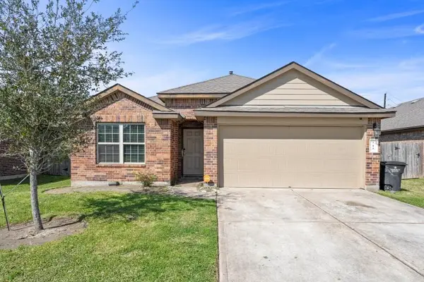 715 Harvest Bluff Drive, Rosharon, TX 77583