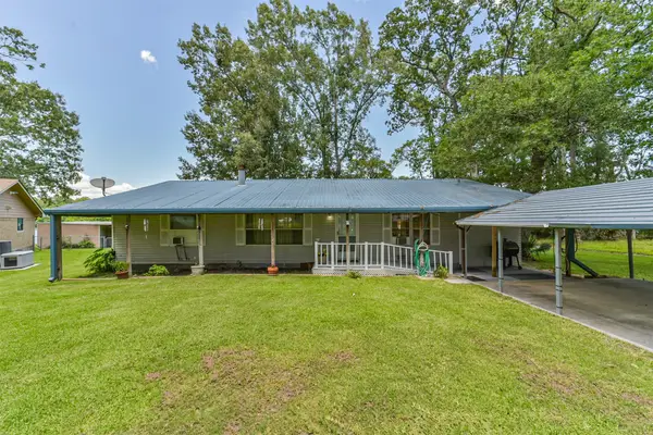 1440 Lakeside Drive, Huntsville, TX 77320