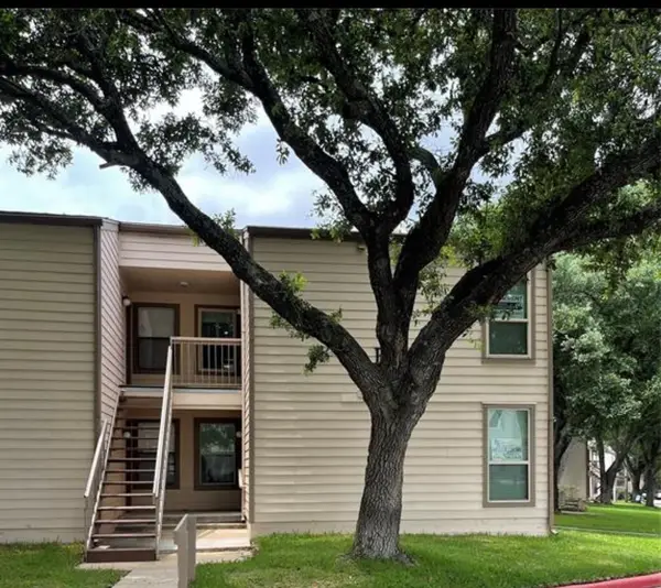 204E Lakeview Terrace, Conroe, TX 77356