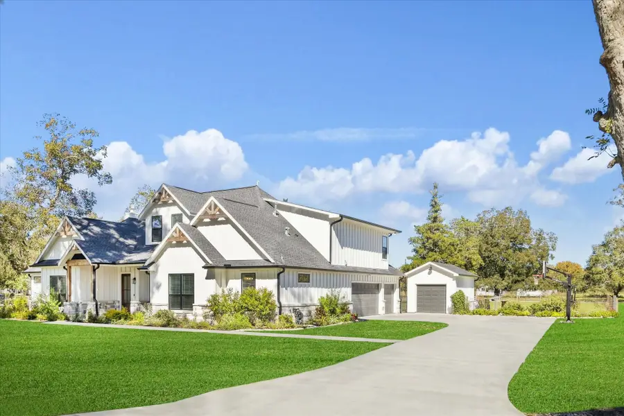 1725 Boling Dome Drive, Boling, TX 77420 - Image #2