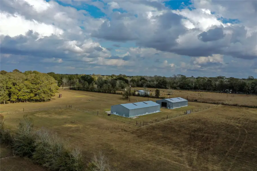 000 Baldwin Drive, Hungerford, TX 77448 - Image #2