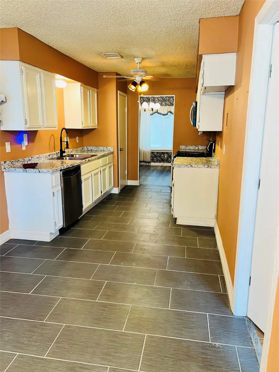 7215 La Entrada Drive, Houston, TX 77083 - Image #2