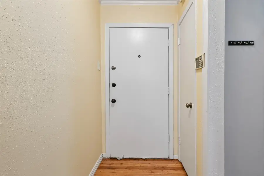 909 Silber Road #16C, Houston, TX 77024 - #3