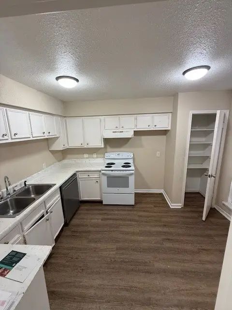 2102 Straight Creek Drive #2102, Houston, TX 77017 - #3