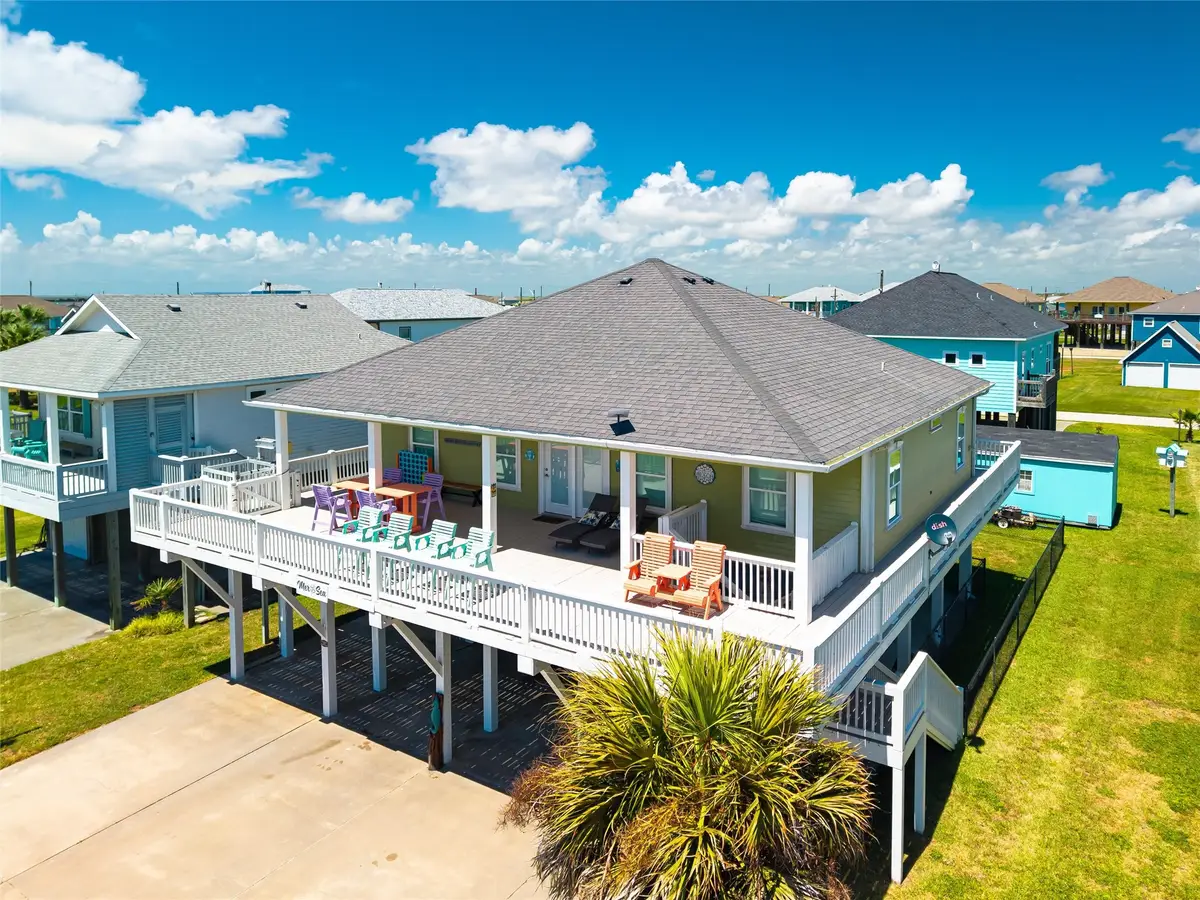 956 Biscayne, Crystal Beach, TX 77650 - #1