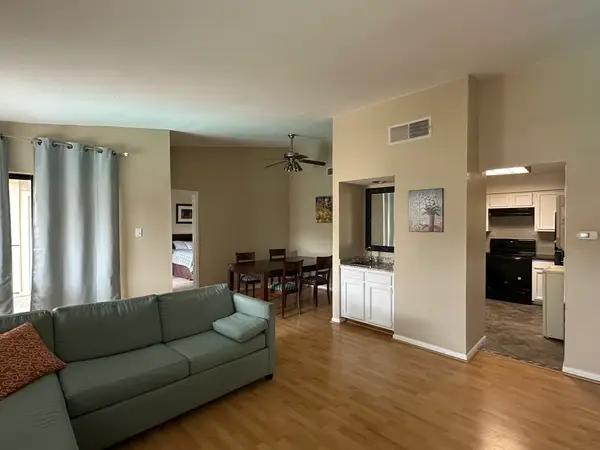 8100 Cambridge Street #30, Houston, TX 77054