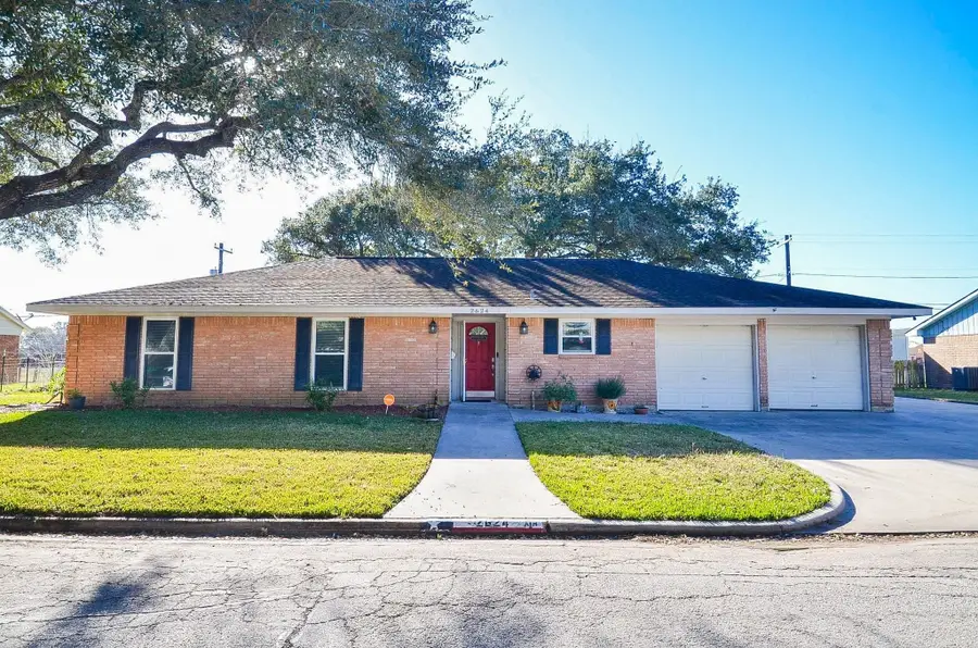 2624 Del Monte Avenue, Bay City, TX 77414 - #2