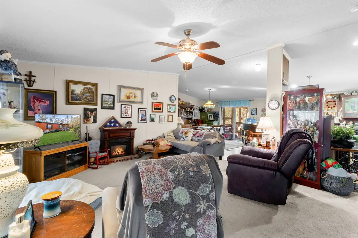 113 Preston Avenue, Livingston, TX 77351 - Image #1