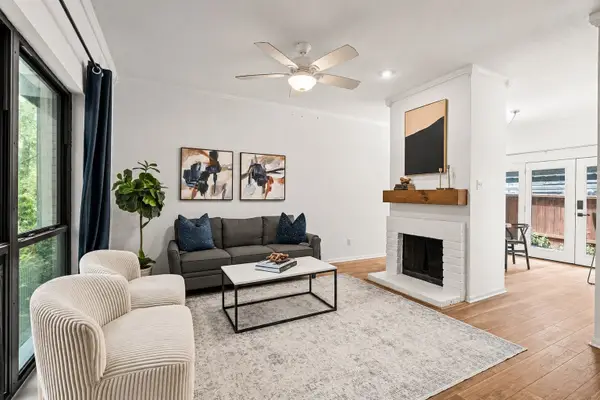 11711 Memorial Drive #593, Houston, TX 77024