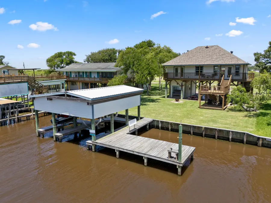 2777 Cr 291 Red Bend Road, Sargent, TX 77414 - #3