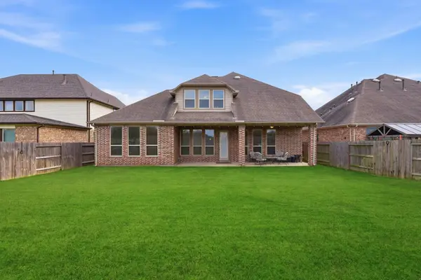 18915 Hilltop Valley Drive, Cypress, TX 77429