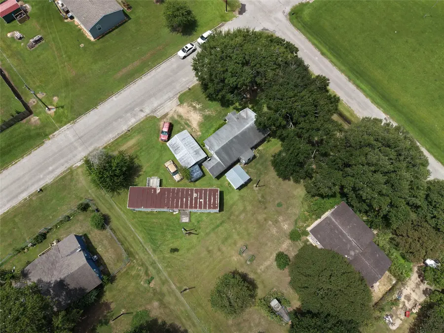 646 Baker St, Hempstead, TX 77445 - #3