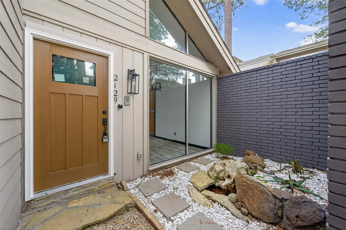 2129 Lake Village Drive, Houston, TX 77339 - #1