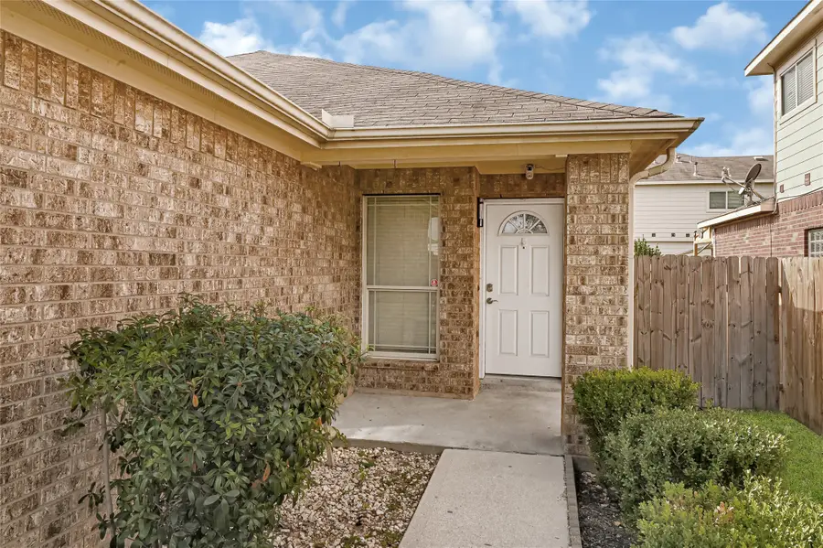 6031 Plantation Forest Drive, Katy, TX 77449 - Image #3