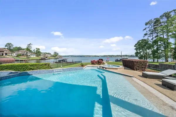 18706 Grand Harbor Point, Montgomery, TX 77356