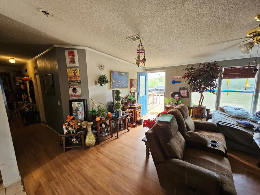 608 Country Breeze, Floresville, TX 78114 - #3
