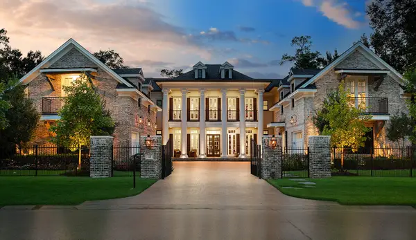 25 Doe Run Drive, The Woodlands, TX 77380