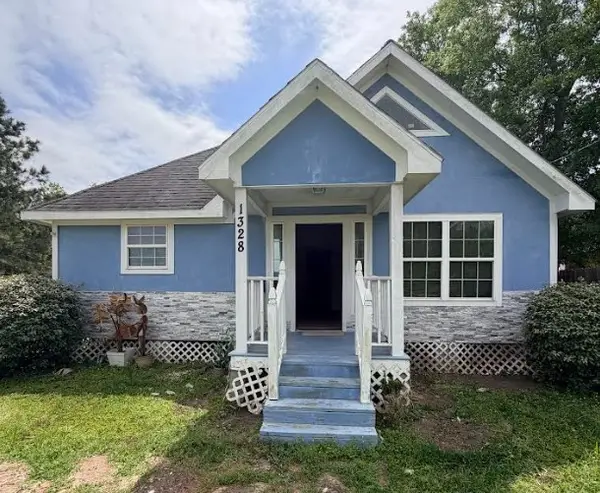 1328 County Road 3540, Cleveland, TX 77327