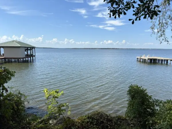 20878 Bay Shore Drive, Flint, TX 75762