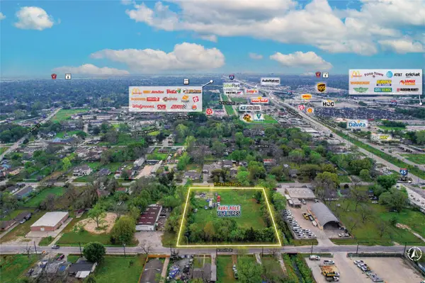 747 W Rittenhouse Road, Houston, TX 77091