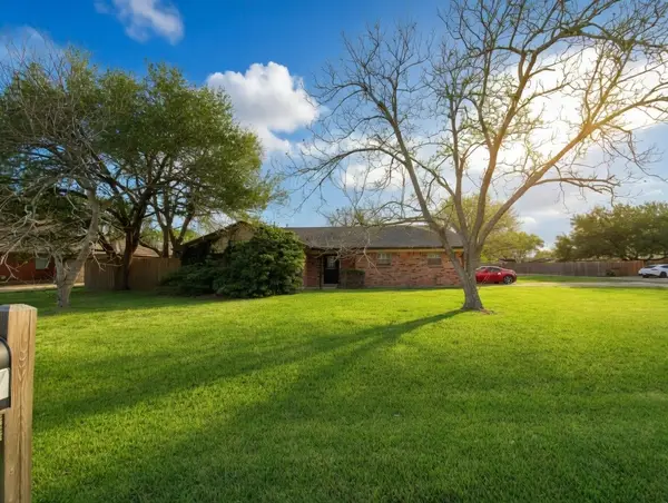 4717 33rd Street, Dickinson, TX 77539