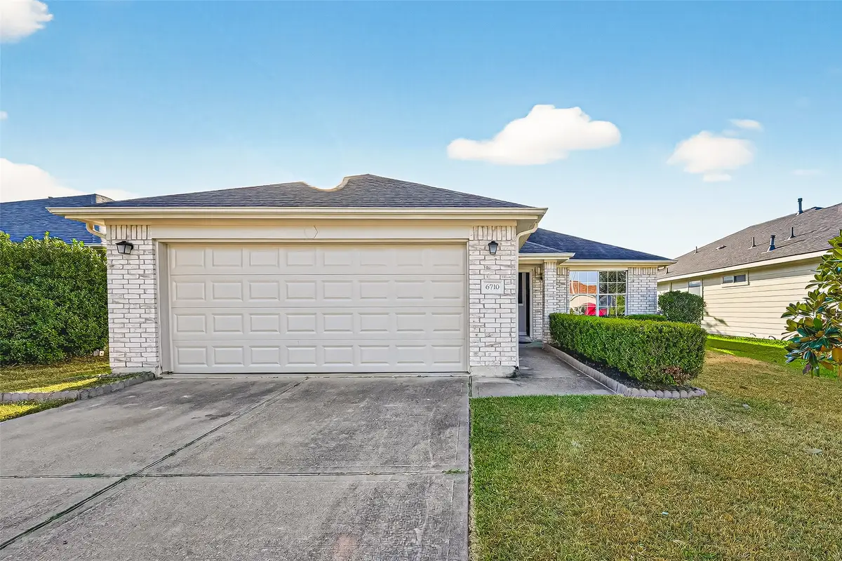 6710 Wellington Meadows Drive, Katy, TX 77449 - Image #1