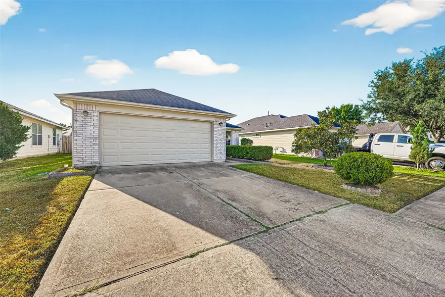 6710 Wellington Meadows Drive, Katy, TX 77449 - Image #2