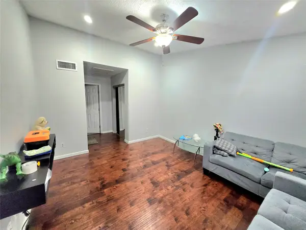 10555 Turtlewood Court #2105, Houston, TX 77072