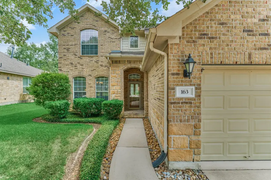 163 N Hawkhurst Circle, The Woodlands, TX 77354 - #3