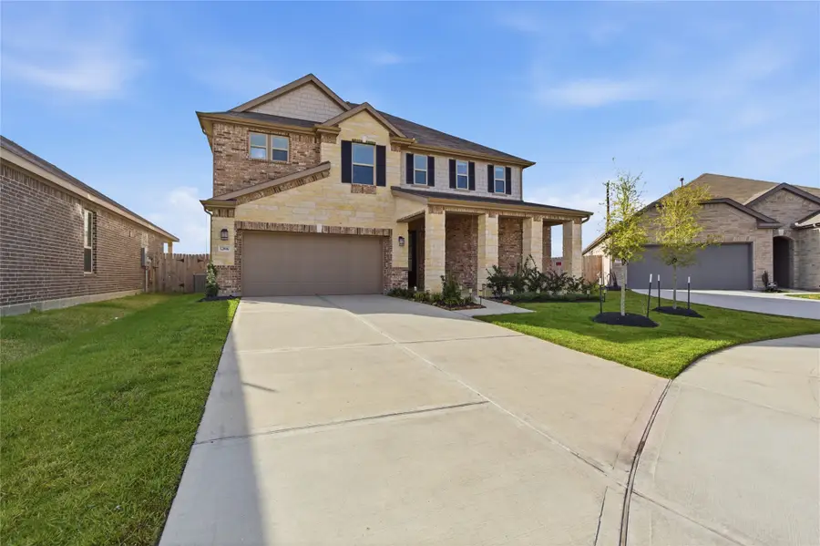 12806 Mossy Knoll Drive, Houston, TX 77044 - Image #2