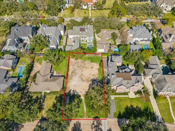 5660 Longmont Drive, Houston, TX 77056