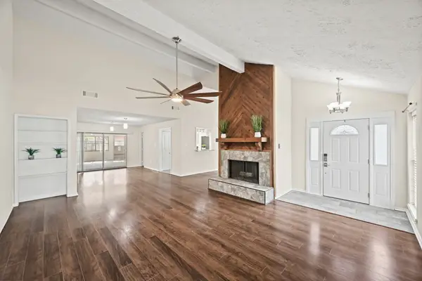 1515 Bamwick Drive, Houston, TX 77090