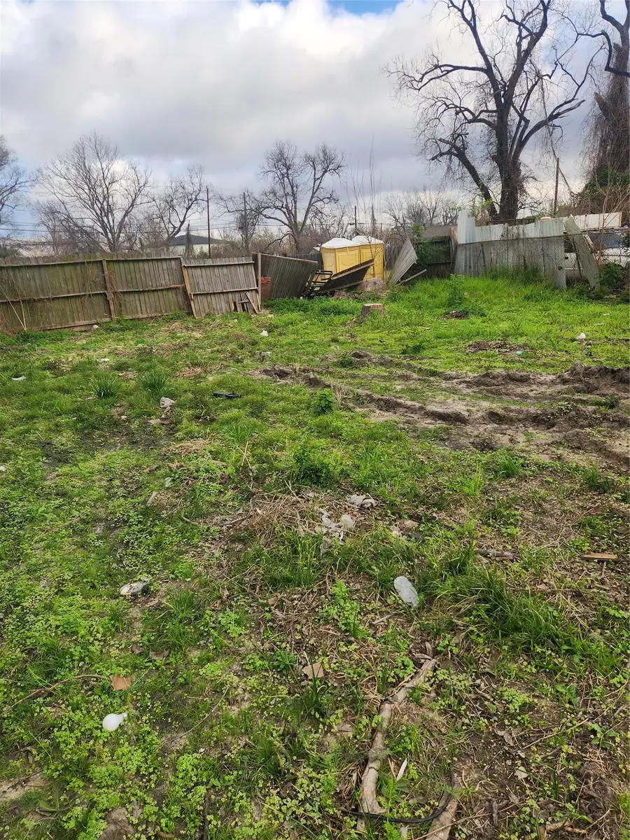 1068 Granville Street, Houston, TX 77091 - #2