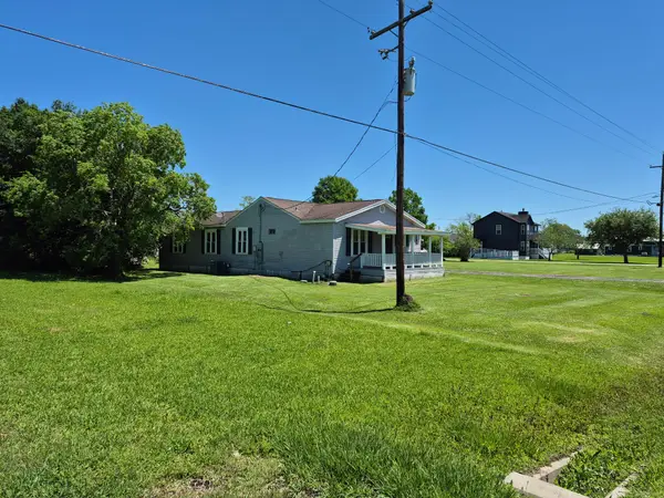 8000 Fm 365 Road, Beaumont, TX 77705